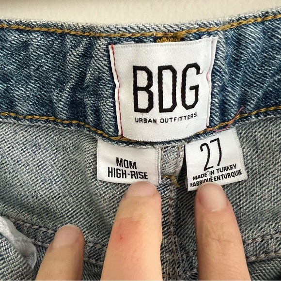 BDG Urban Outfitters High Rise Mom Jeans - Picture 4 of 5